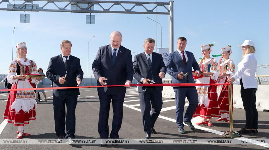 Лукашенко во время открытия Западного обхода Бреста в сентябре 2019 года