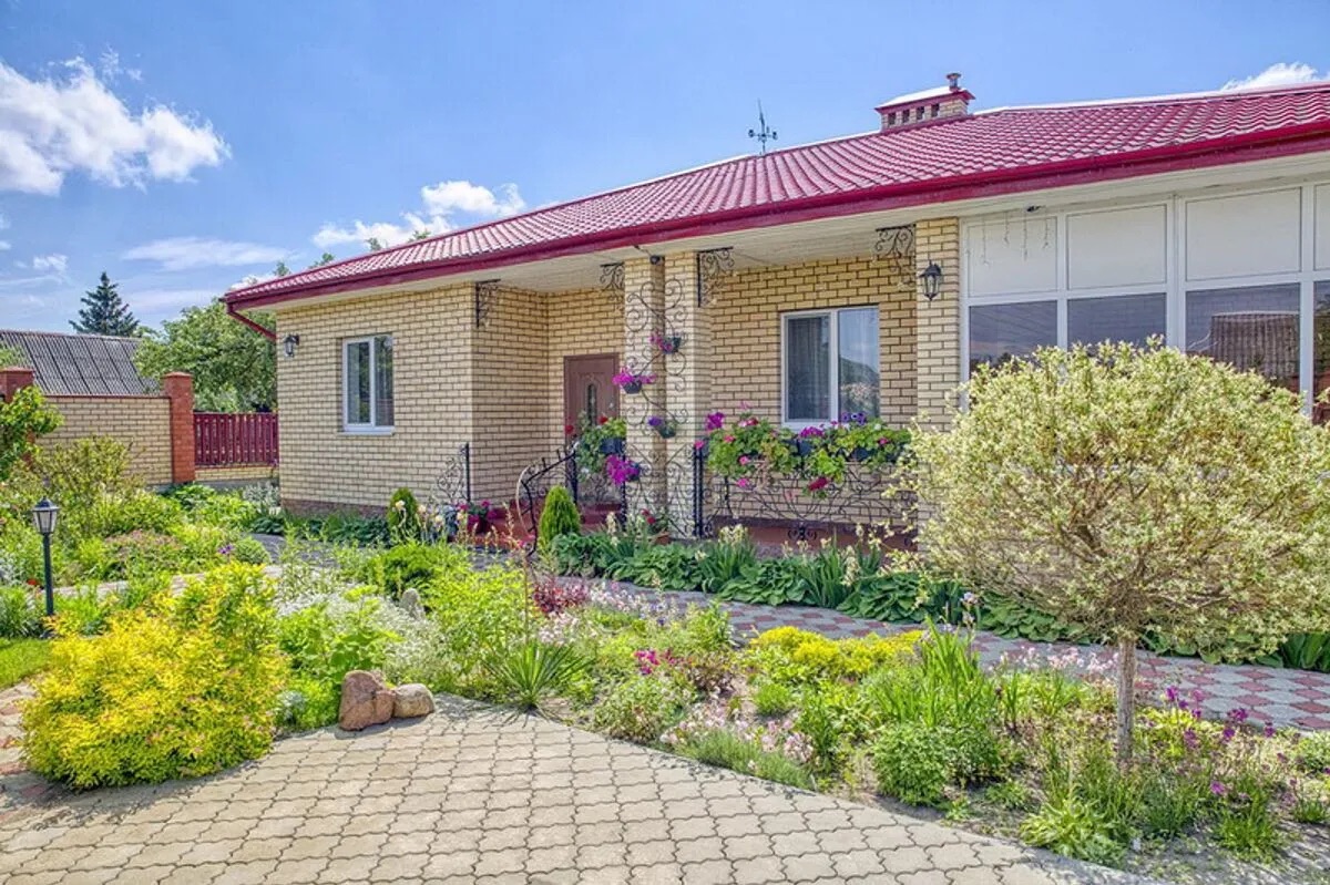 Внешний вид дома.