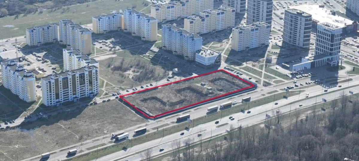 Земельный участок на Варшавском шоссе, где раньше строили ЖК «Трилогия»