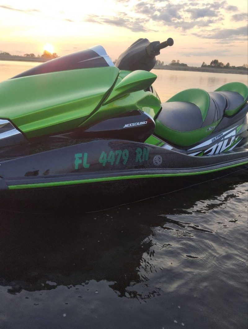 Гидроцикл, который перевернулся в Пинском районе. Фото: ОСВОД