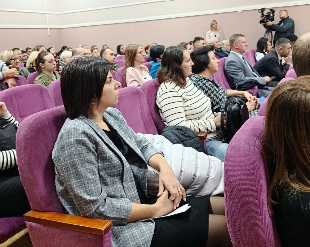 Встреча с жителями Южного по поводу строительства детского сада