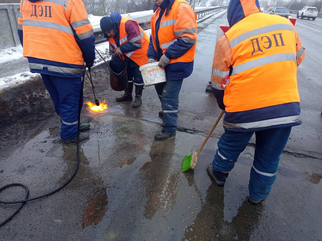 Ремонт деформационных швов на мосту через реку Мухавец по ул. 28 Июля в Бресте. Февраль 2026 года.