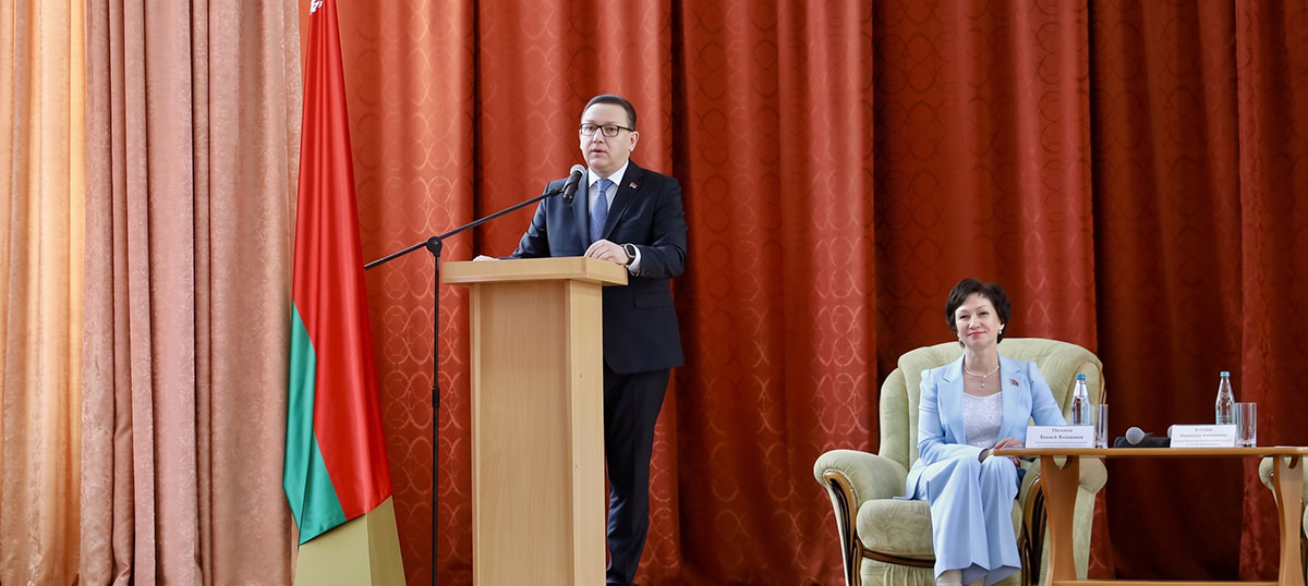 владимир перцов в актовом зале